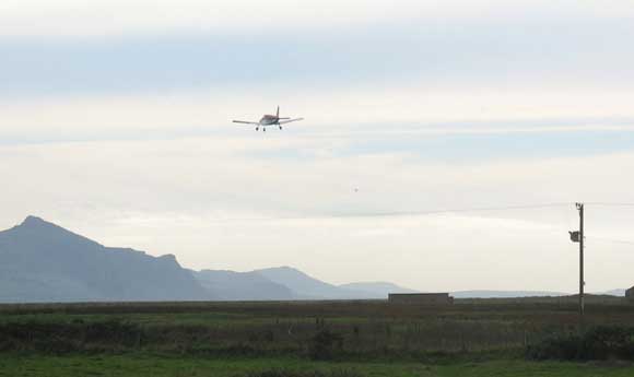 An aeroplane over Dinlle Moor - October 2006