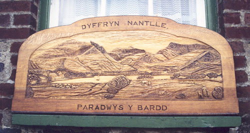 Dyffryn Nantlle: Paradwys y Bardd